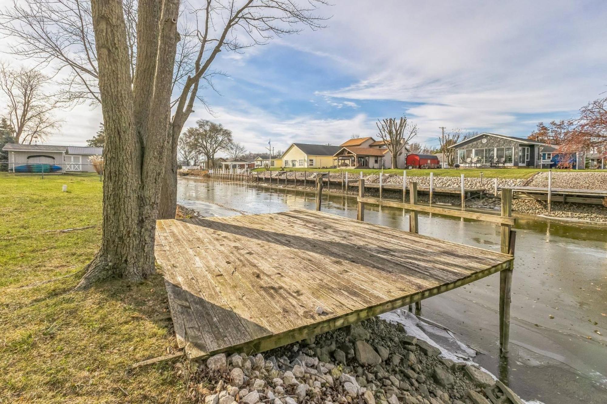 Sunsets & Serenity- Port Clinton Waterfront Stay Home ภายนอก รูปภาพ